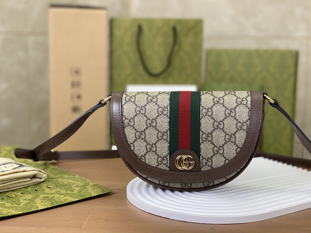 Gucci New Crescent Saddle Bag