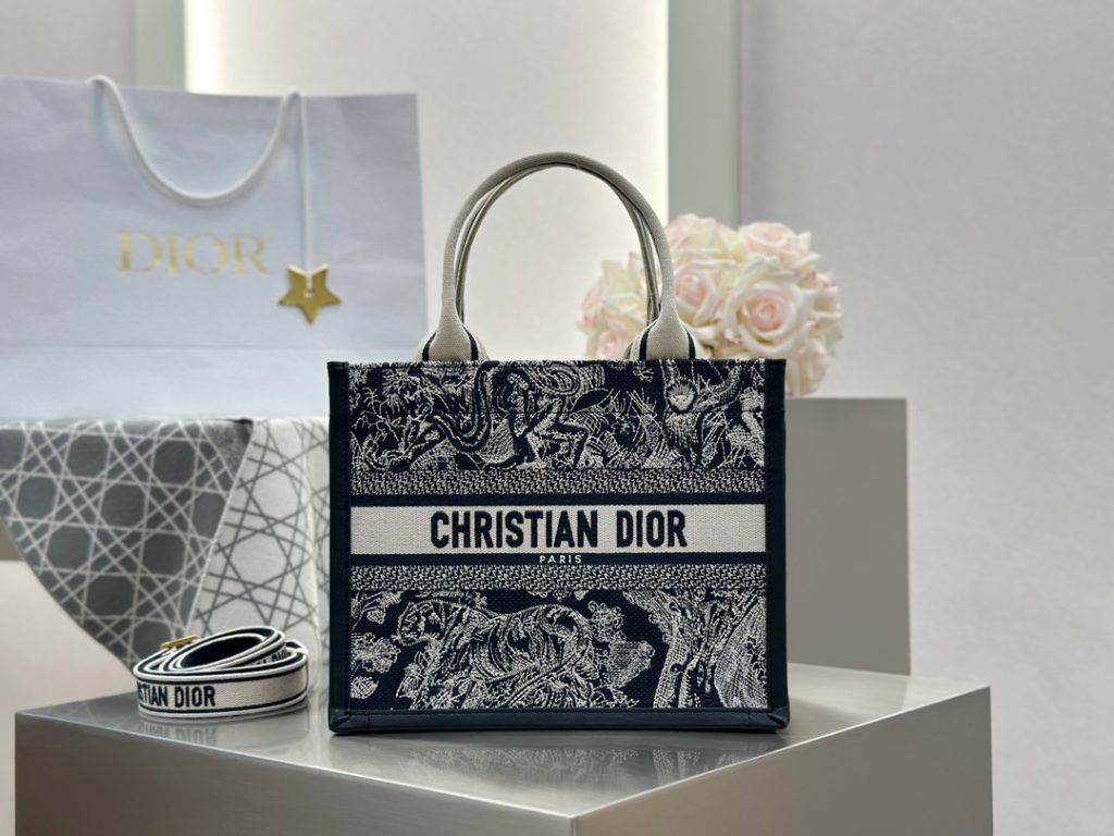 Dior Book Tote New Blue Old Tiger New Style