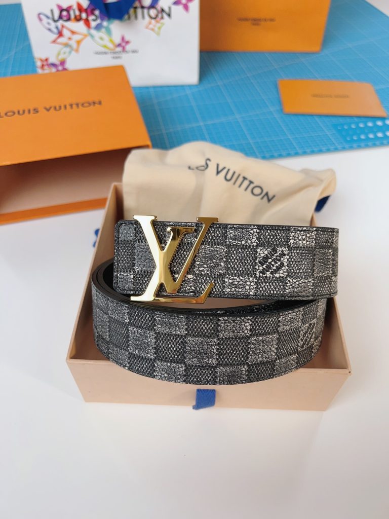 Louis Vuitton Checkerboard Belt with Gold Buckle