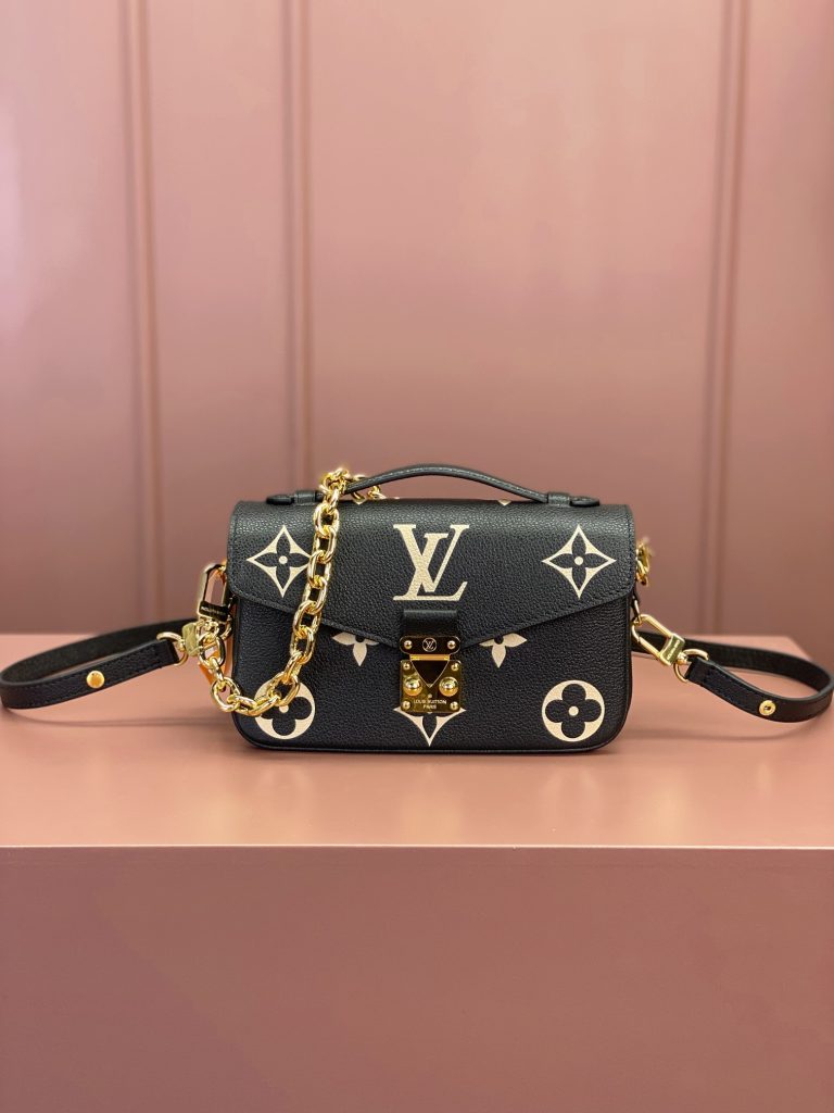 Louis Vuitton Pochette Métis East West Bag M46596 (Black)