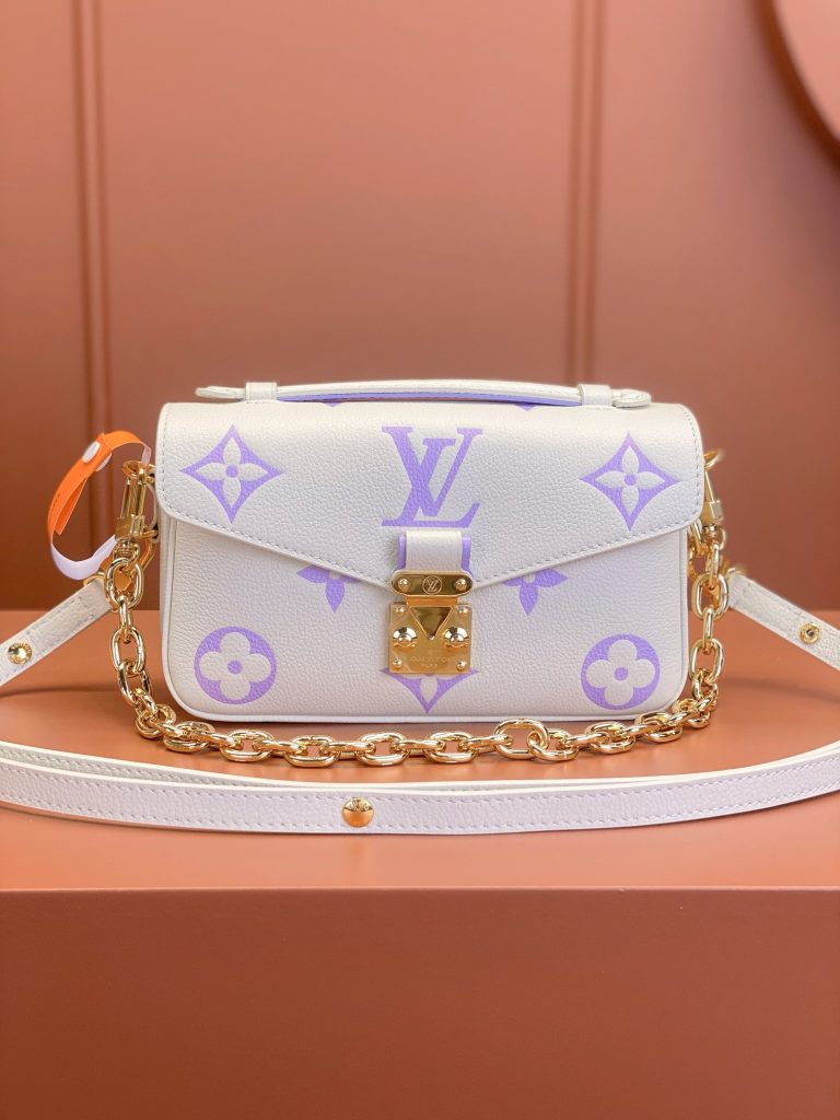 Louis Vuitton Pochette Métis East West Bag M23940 (Purple)