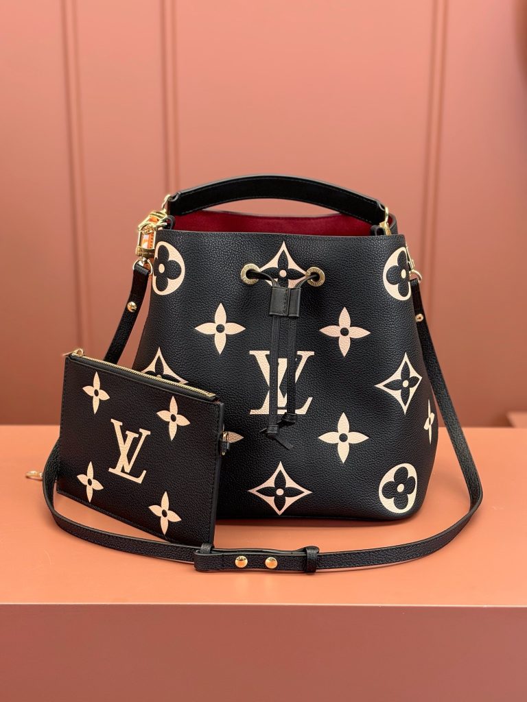 Louis Vuitton NeoNoé Medium Bag M45497 (Black)