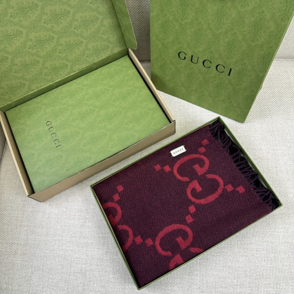 Gucci Jacquard Shawl Scarf