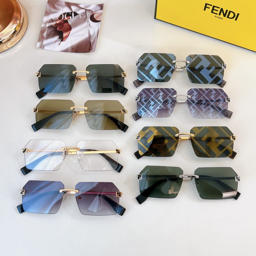 FENDI Sky Fashion Show Sunglasses