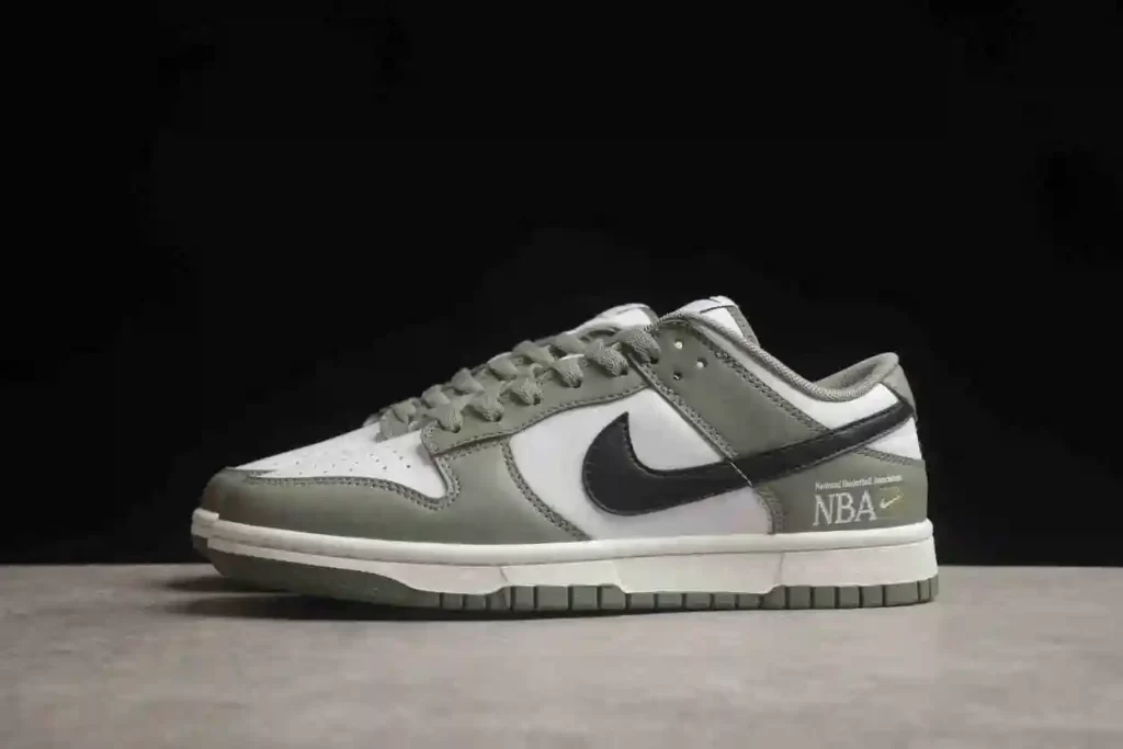 nike SB Dunk Low NBA Paris FZ4624-001