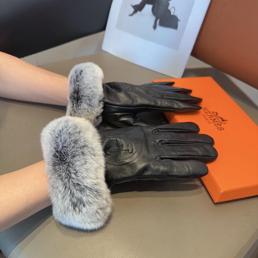 Hermès lambskin gloves