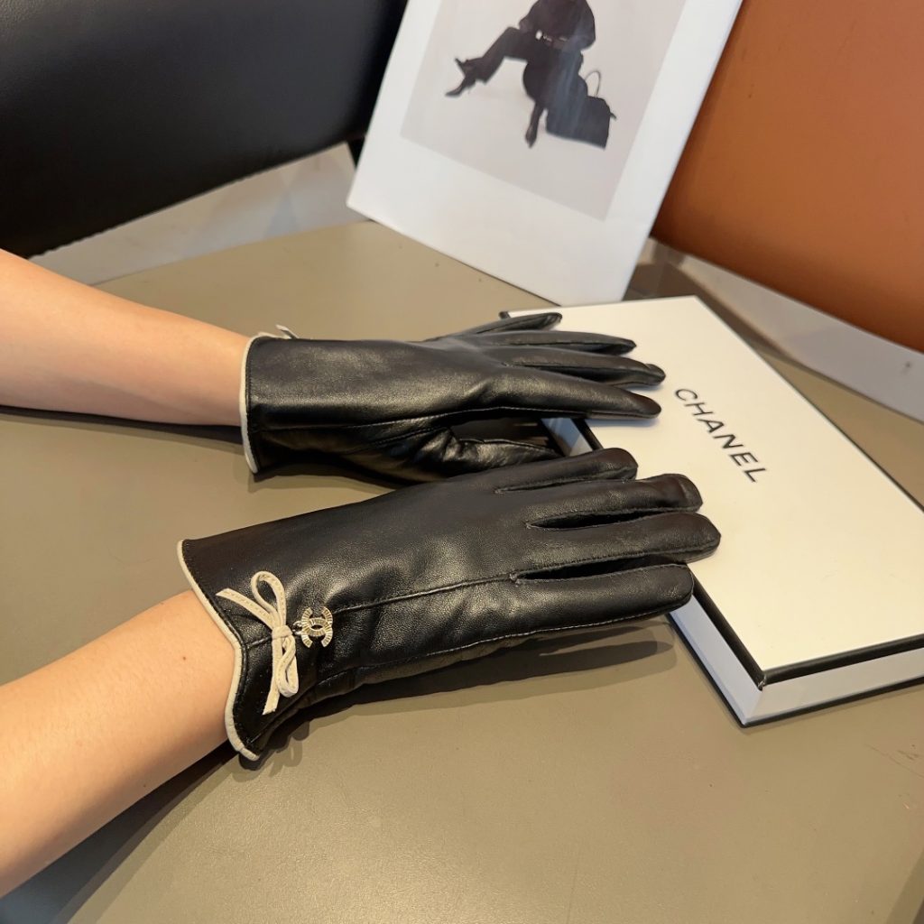 Chanel Women’s Lambskin Gloves