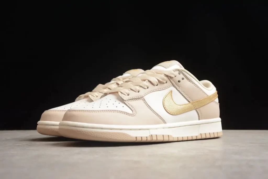 nike SB Dunk Low Phantom Metallic Gold DX5930 001