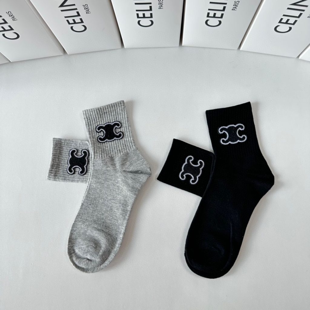 Celine trendy mid-length cashmere socks, a hot new release