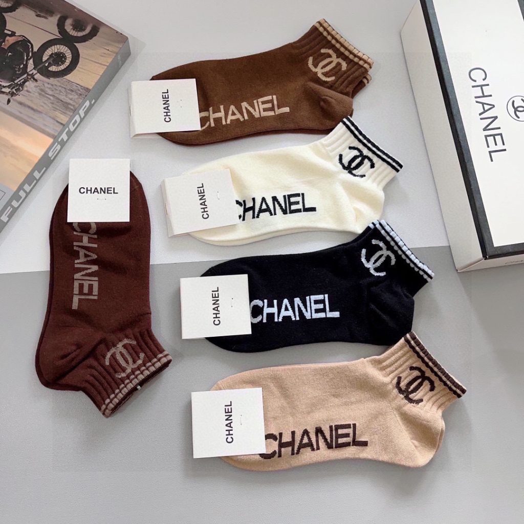 Chanel new high-end socks