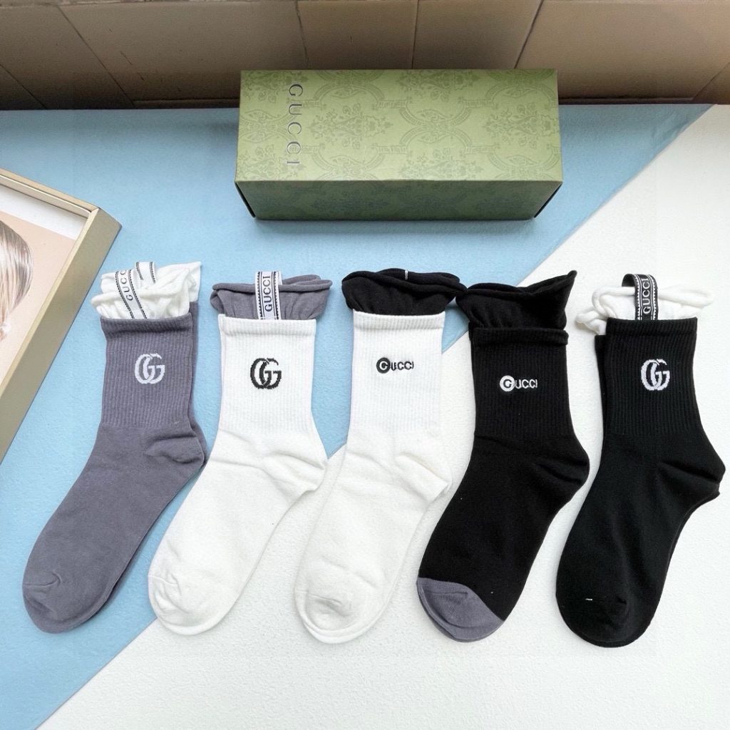 Gucci new boutique lettered deodorizing socks