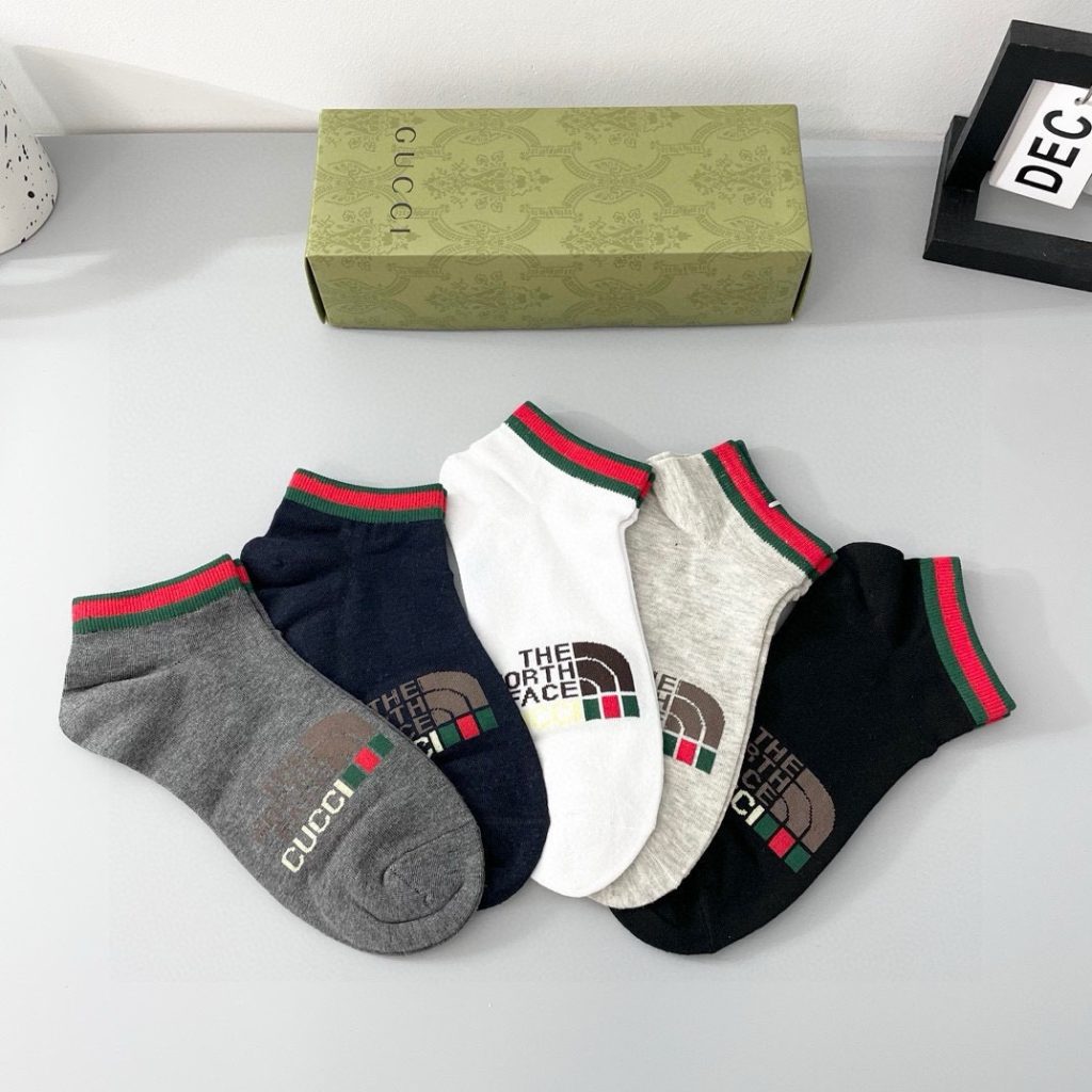 Gucci Stunningly Stylish Short Ankle Socks