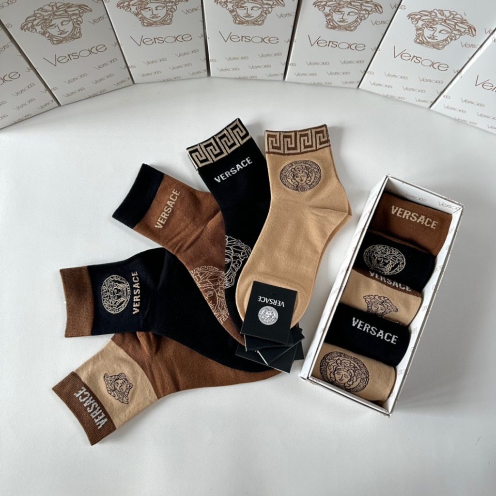 Versace New Mid-Length Slouchy Socks