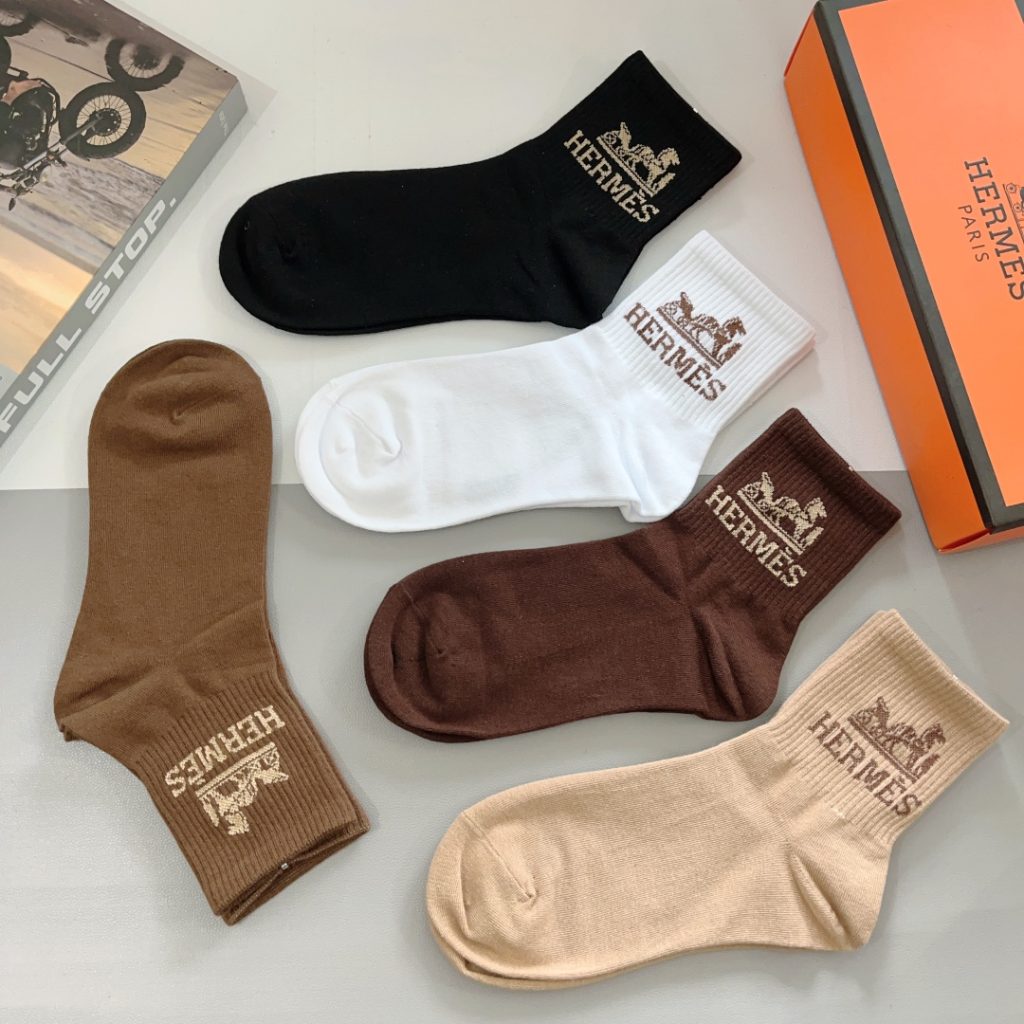 HERMÈS Premium Mid-Calf Socks