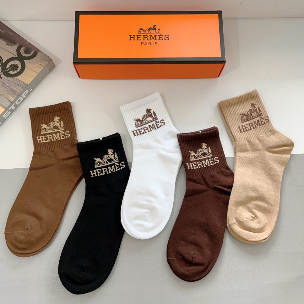 HERMÈS Premium Mid-Calf Socks