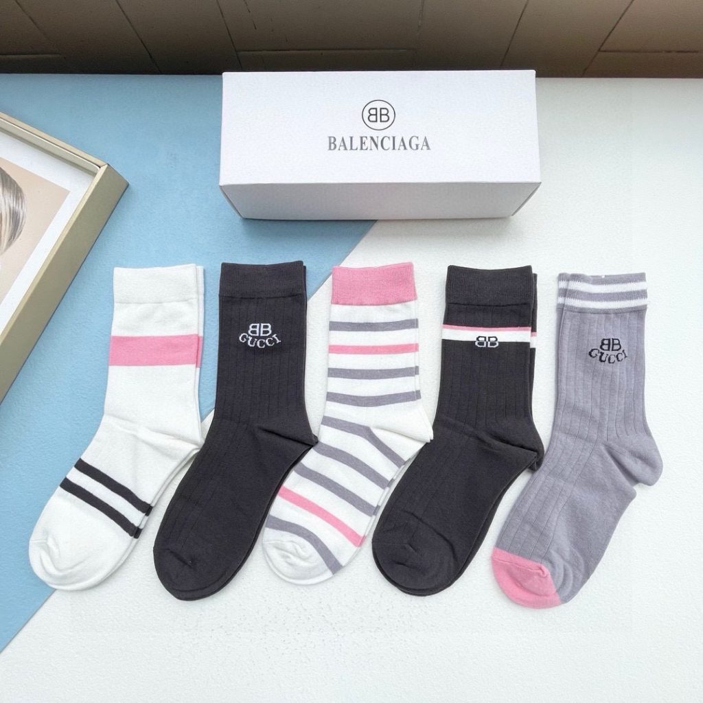 BALENCIAGA High-Quality Mid-Calf Socks