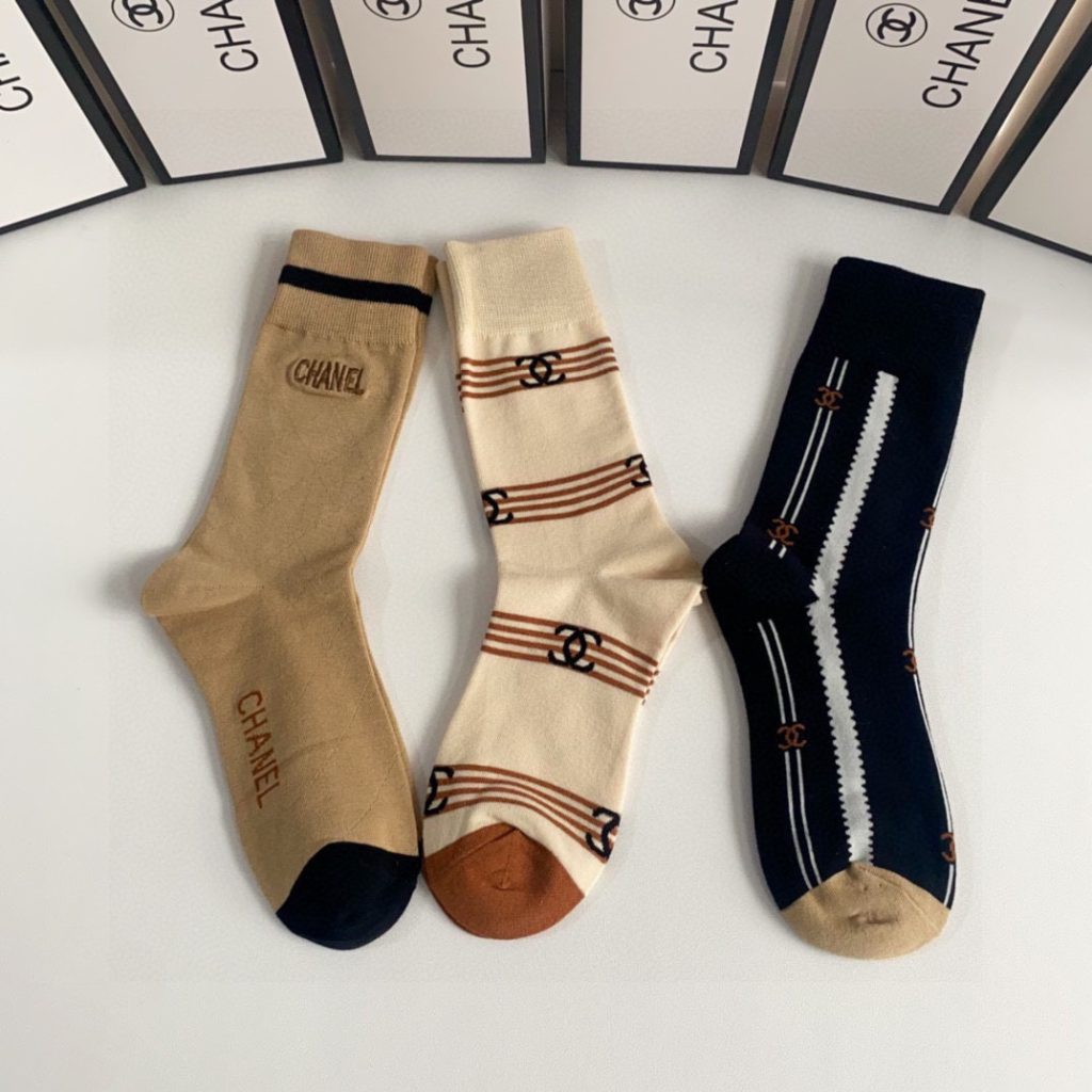 Chanel New Classic Embroidered Mid-Length Slouchy Socks