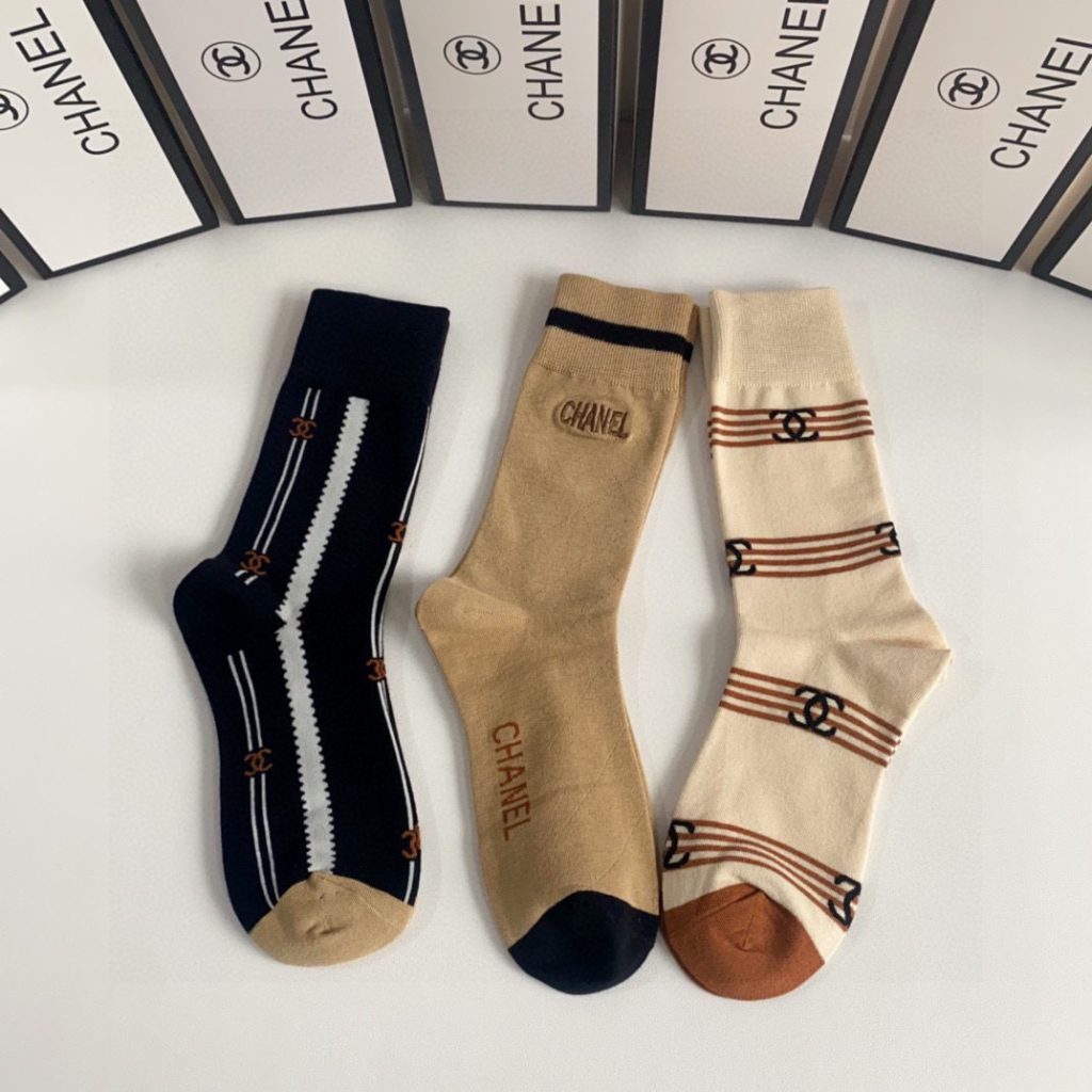 Chanel New Classic Embroidered Mid-Length Slouchy Socks