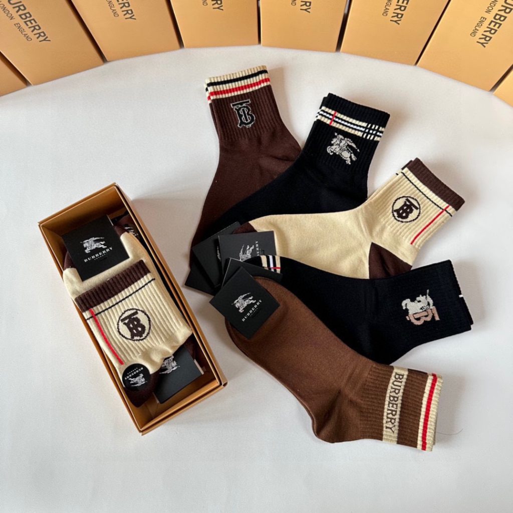 Burberry Classic Mid-Length Stacked Socks