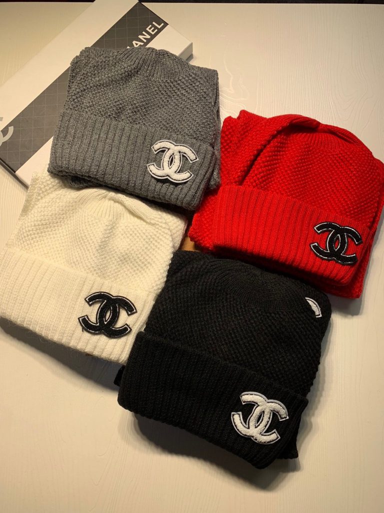 Chanel Wool Set – Hat + Scarf, A Must-Have for Winter Warmth and Style