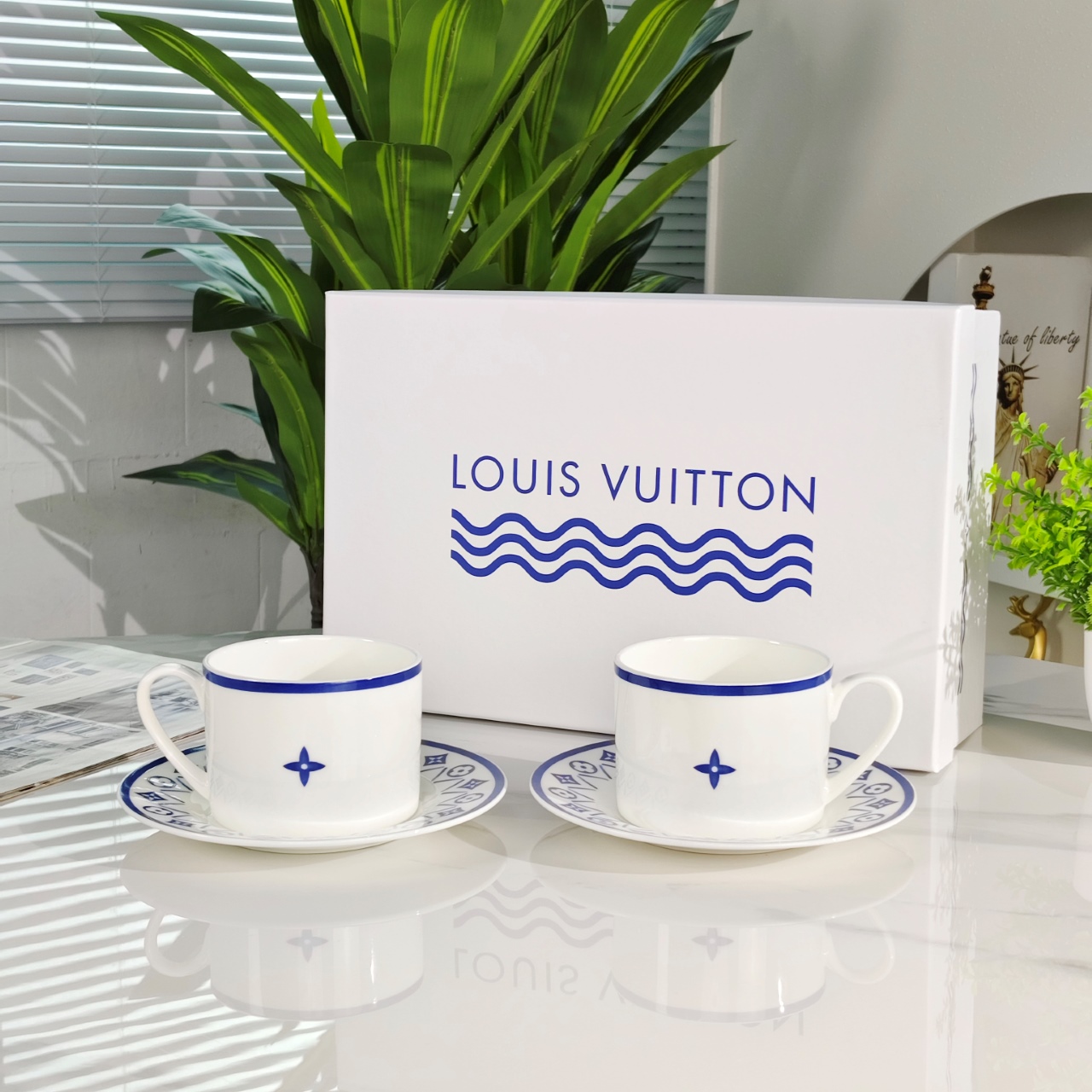 Louis Vuitton [Blue and White] Double Cup and Saucer