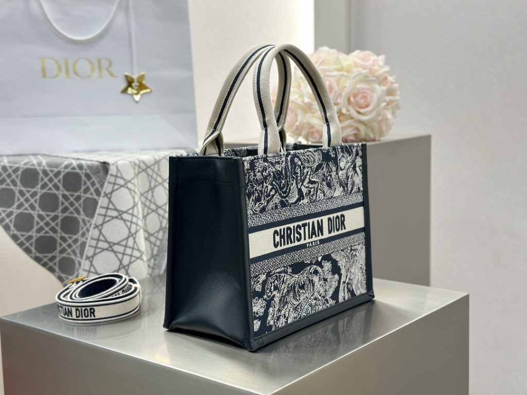 Dior Book Tote New Blue Old Tiger New Style