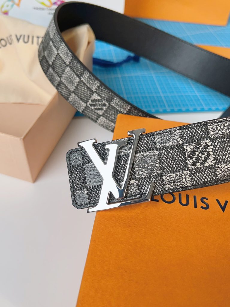 Louis Vuitton Checkerboard Belt with Silver Buckle