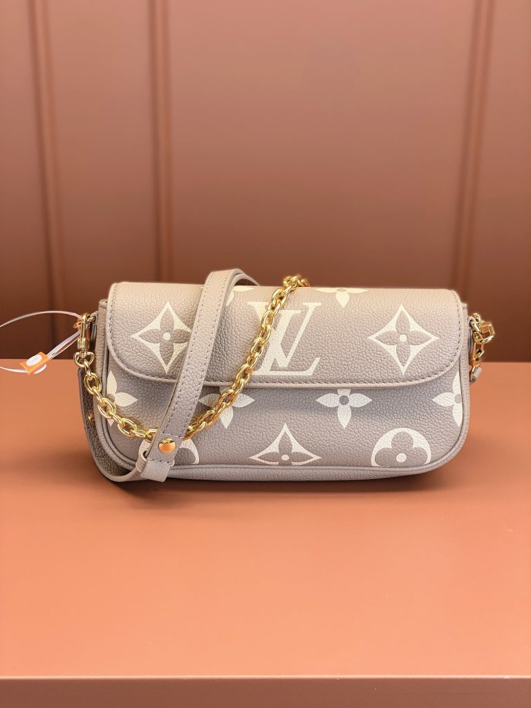 Louis Vuitton Wallet on Chain Ivy Bag M82211 (Grey)