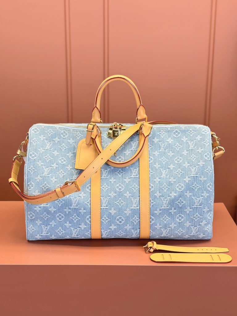 Louis Vuitton Keepall Bandoulière 45 Duffel Bag