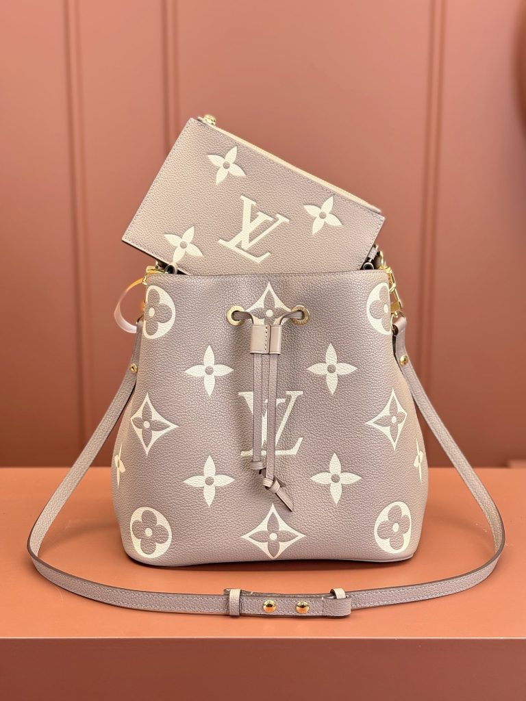 Louis Vuitton NeoNoé Medium Bag