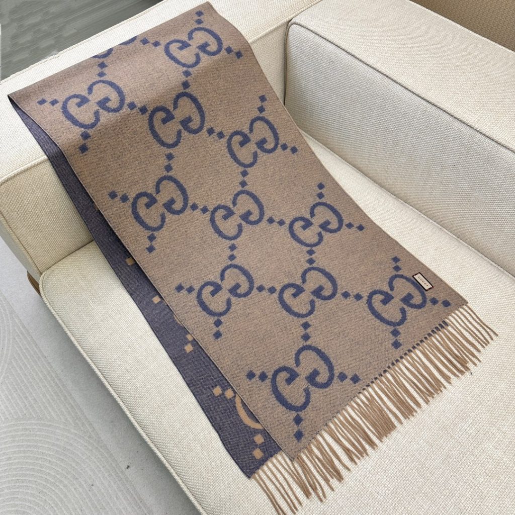 Gucci Jacquard Shawl Scarf blue and beige