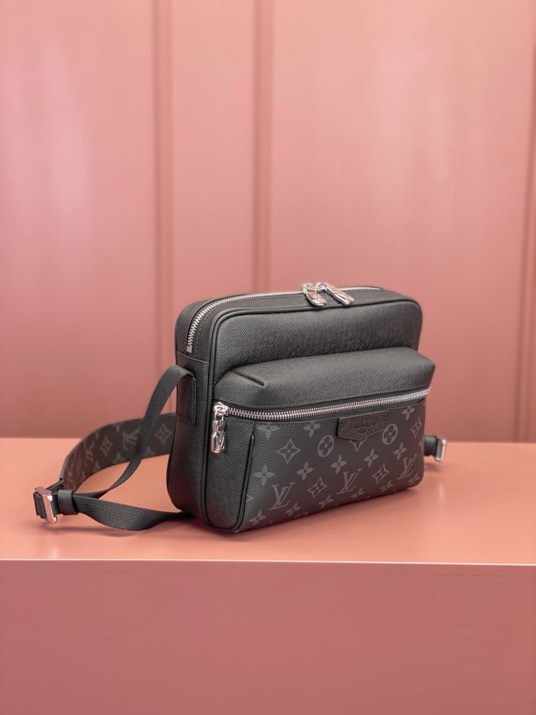 Louis Vuitton OUTDOOR Messenger Bag