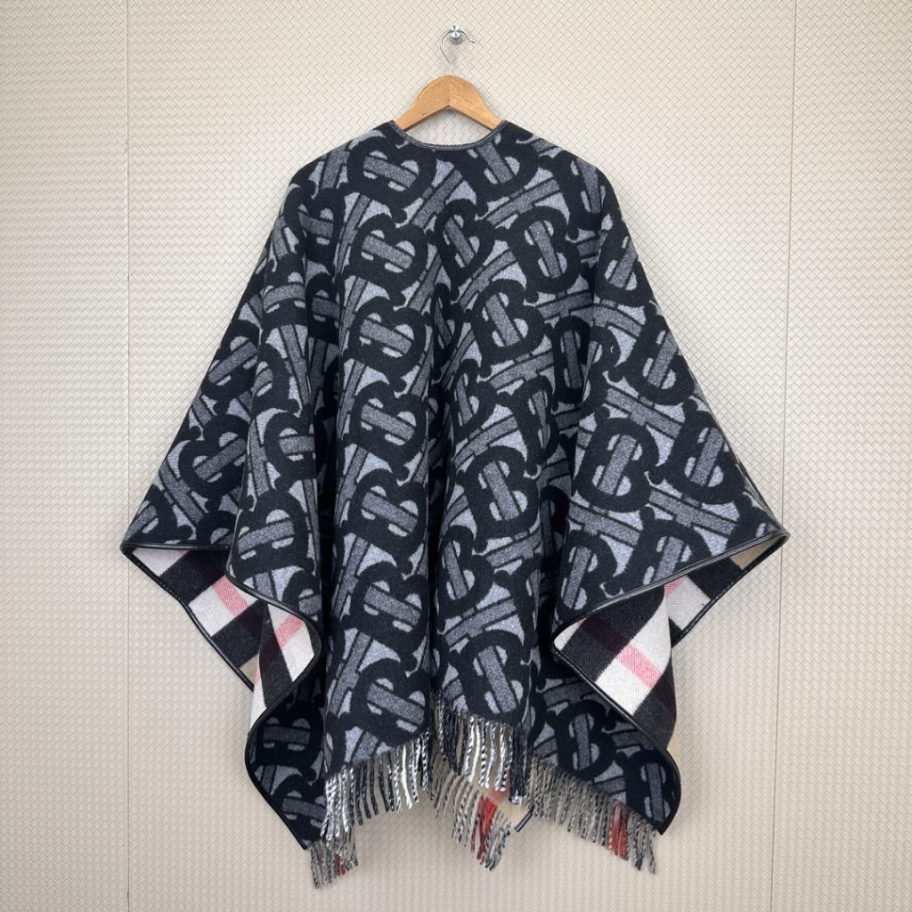 Burberry Check Logo Cape