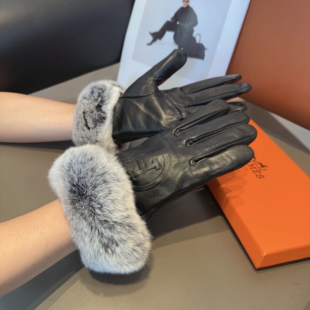 Hermès lambskin gloves