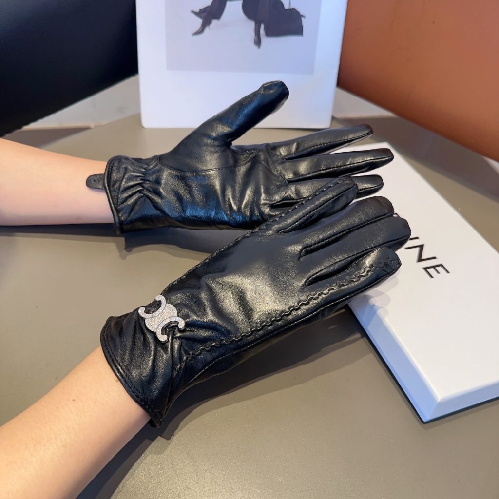 Céline Women’s Lambskin Gloves