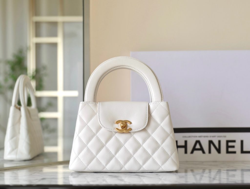 CHANEL Kelly Top Handle Bag in white, Large Size