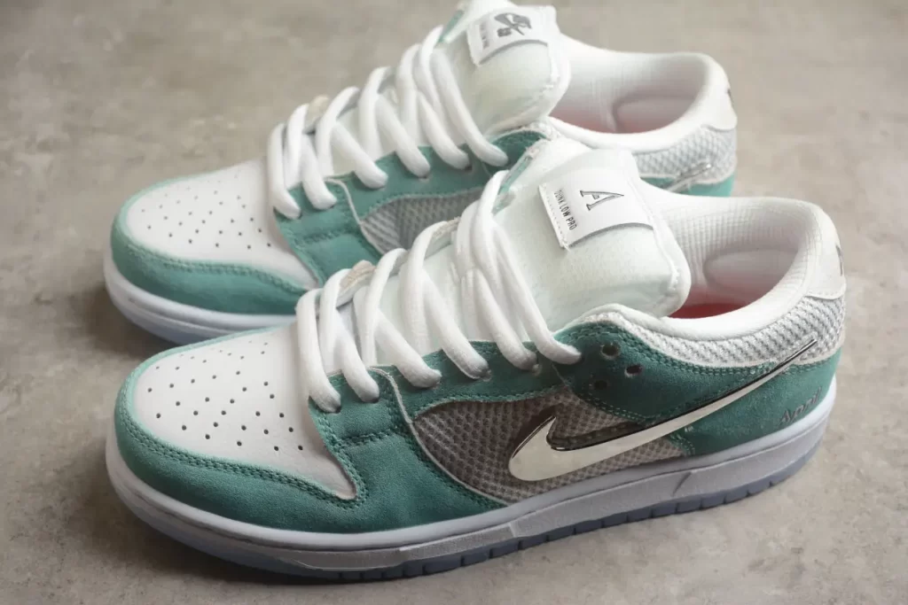 Nike SB Dunk Low April (FD2562-400) READY TO SHIP