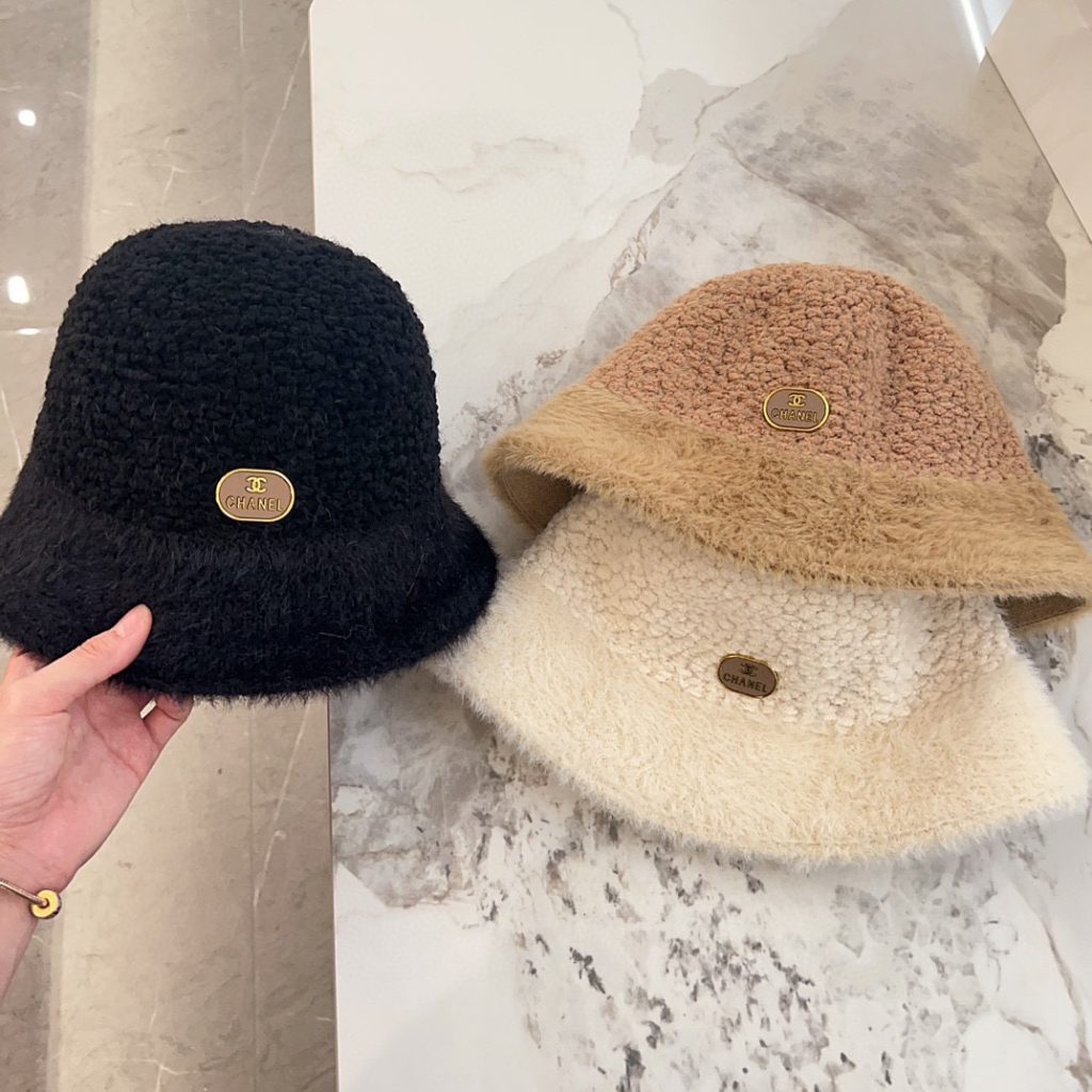 CHANEL 2024 New Wool Designer Double-Sided Plush Bucket Hat