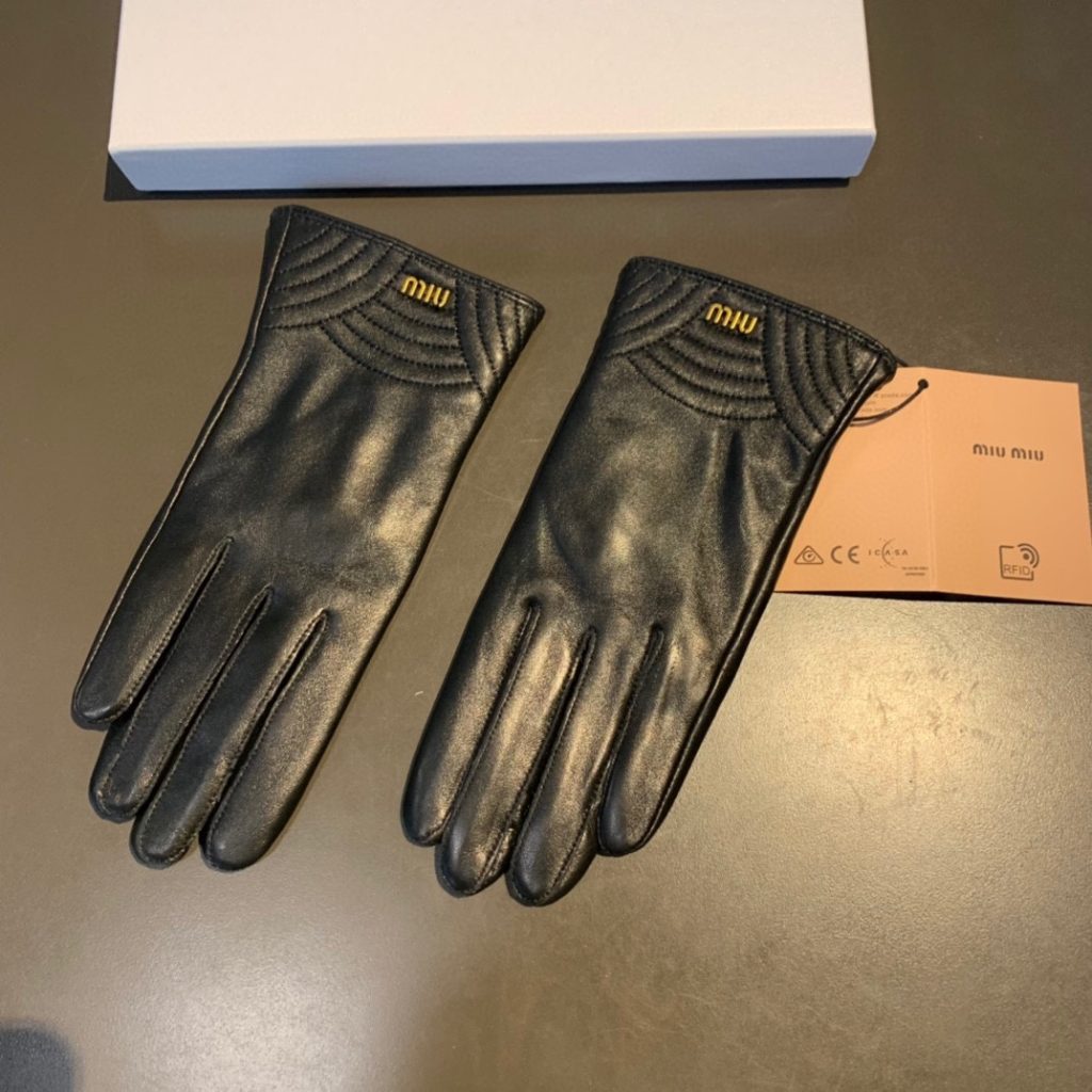 MIU MIU Lambskin Gloves