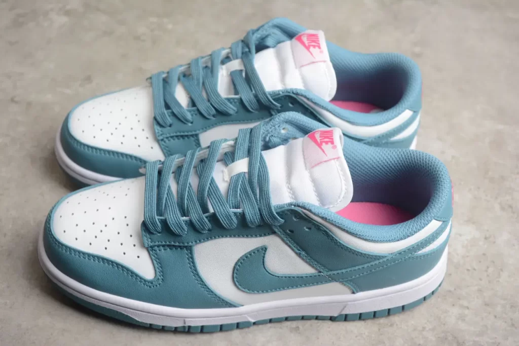 Nike SB Dunk Low ‘Noise Aqua’ FJ0739‑100