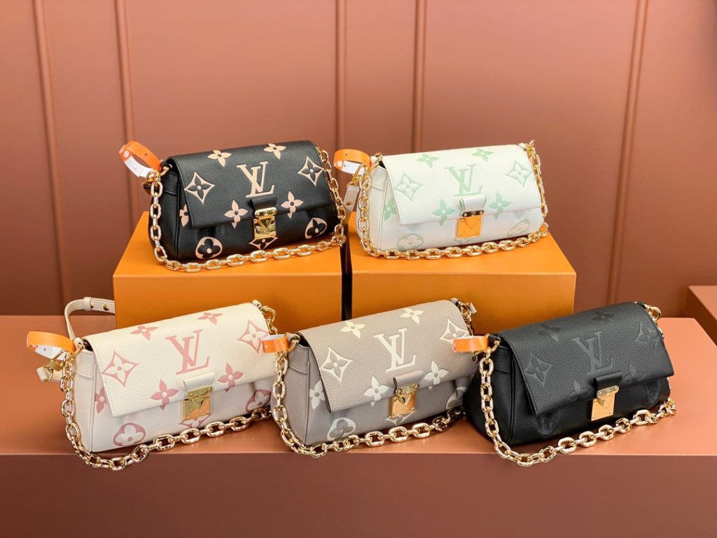 Louis Vuitton FAVORITE Bag