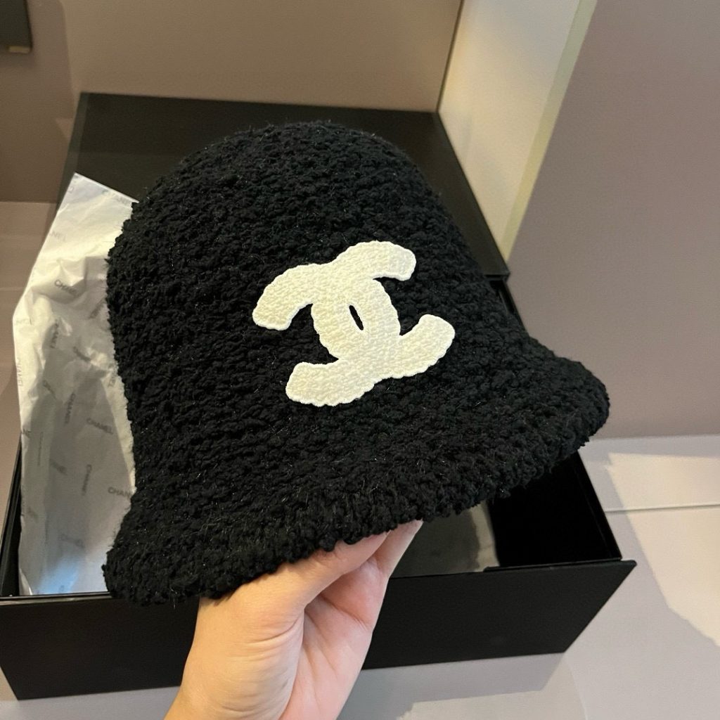 CHANEL Lambswool Fisherman Hat, Hand-Crushed Style, 57cm Head Circumference