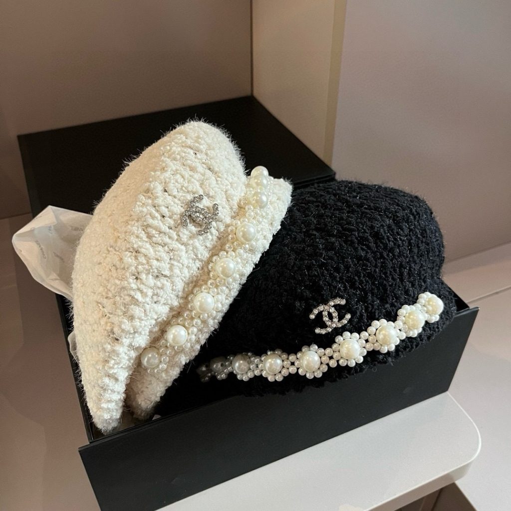 CHANEL Beret Hat