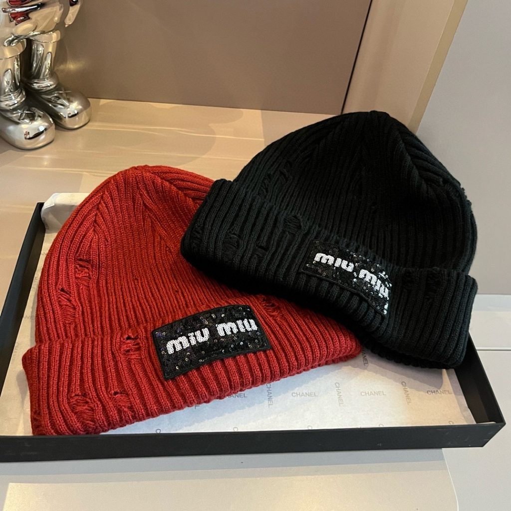 MIU MIU New Autumn and Winter Knitted Hat