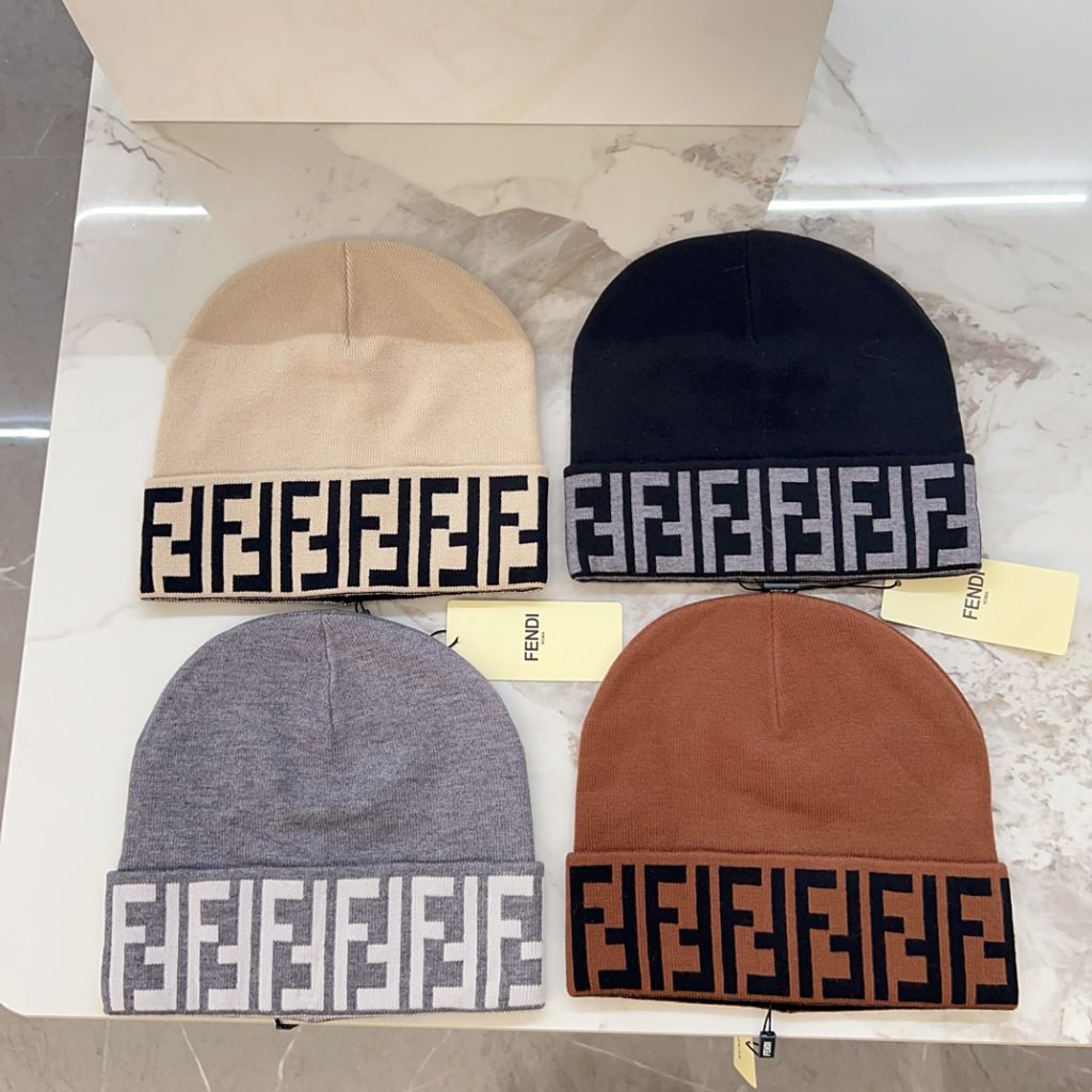 FENDI 2024 Autumn and Winter New Designer Knit Beanie, Unisex and Versatile Wardrobe Staple