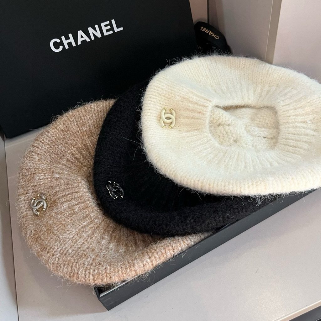 CHANEL Wool Beret, Knitted Beret, Versatile Style