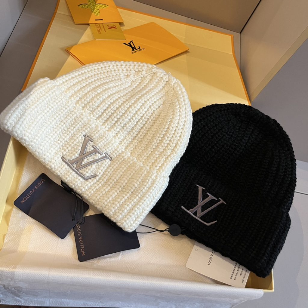 LV Louis Vuitton Boutique Knit Beanie, Unisex Design