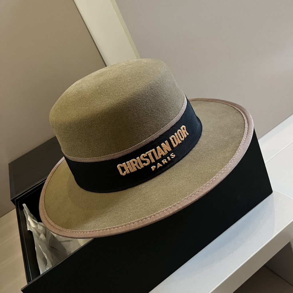 Dior Autumn-Winter New Wool Fedora Hat, Flat-Top Design, Made from 100% Wool Fabric, 57cm Head Circumference