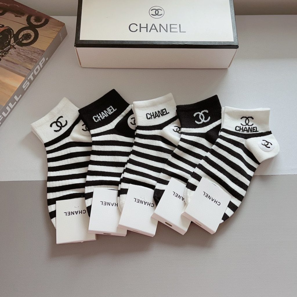 Chanel classic high-end pure cotton socks