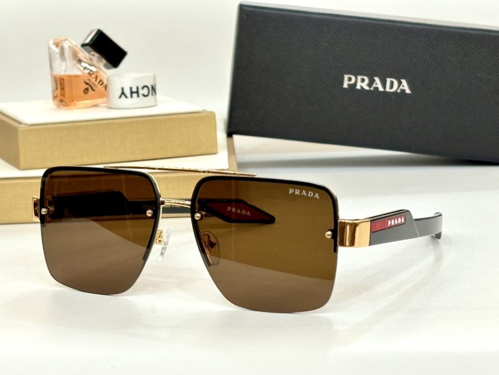 Prada Sunglasses MODEL：PR 171VS